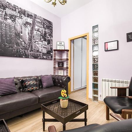 Charming Tirso De Molina I Apartment Мадрид Екстериор снимка