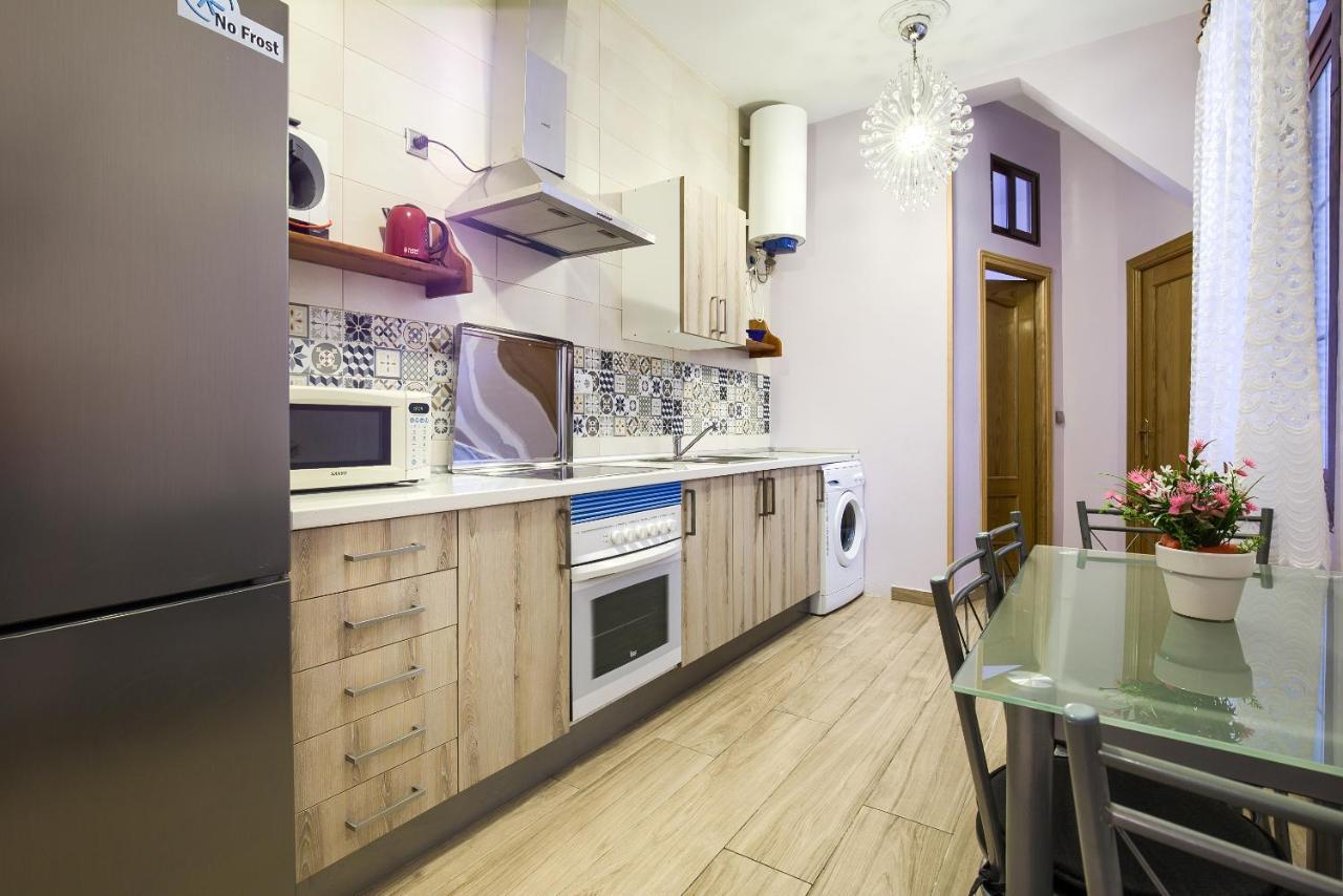 Charming Tirso De Molina I Apartment Мадрид Екстериор снимка