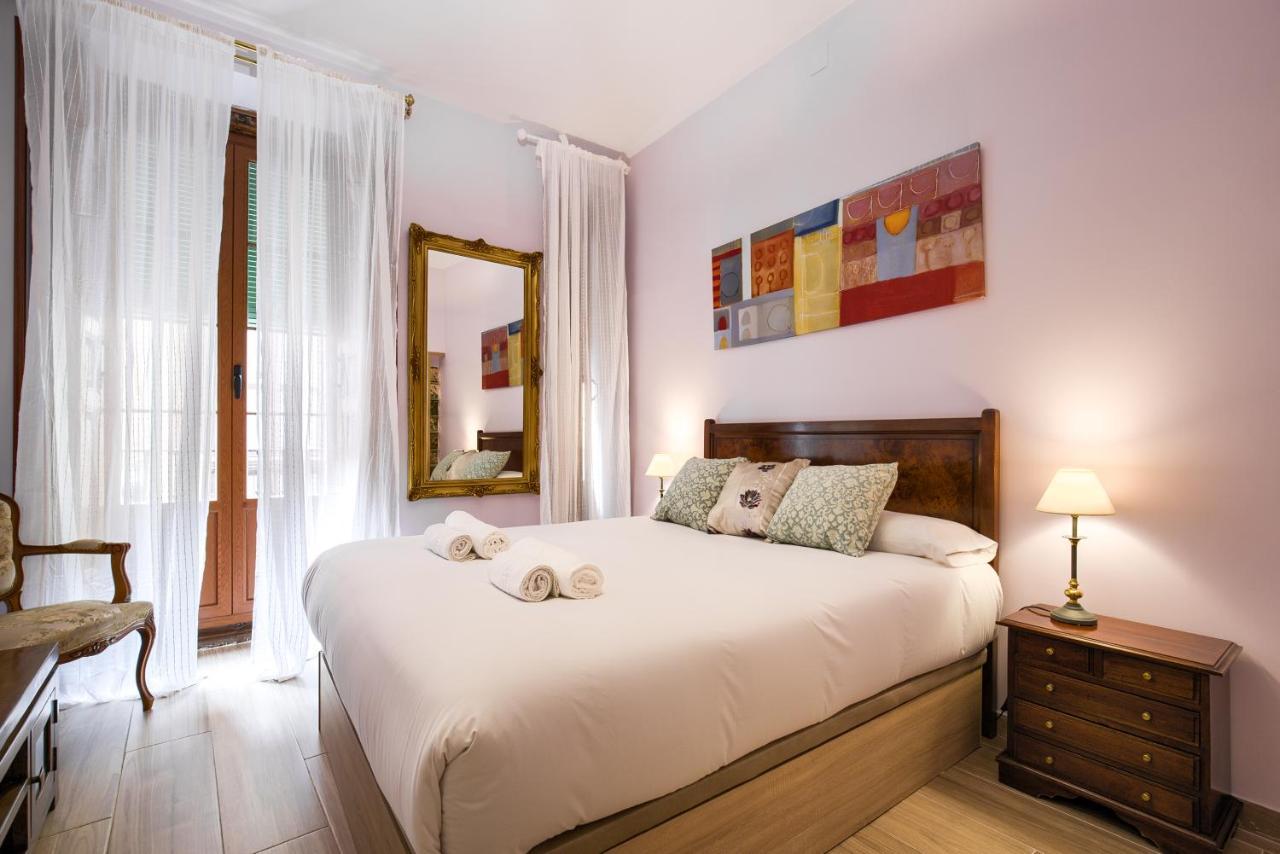 Charming Tirso De Molina I Apartment Мадрид Екстериор снимка